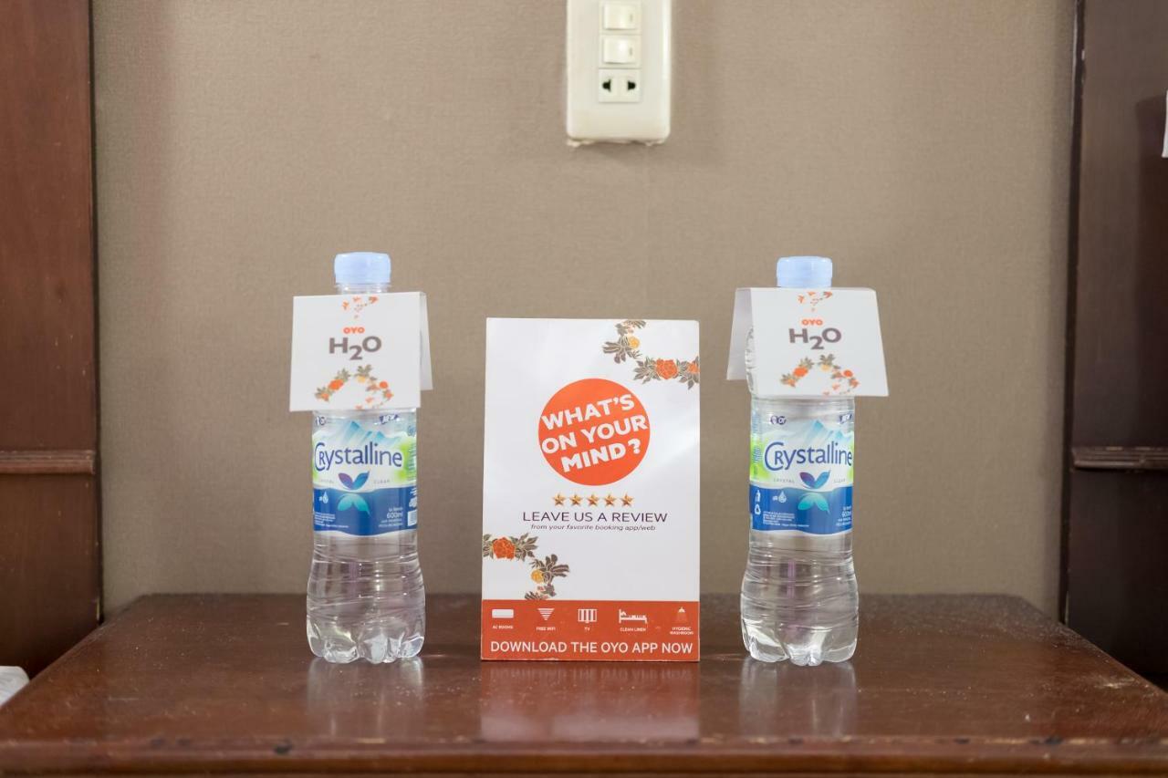 Oyo 1030 Hotel Bumi Asih Medan Bagian luar foto