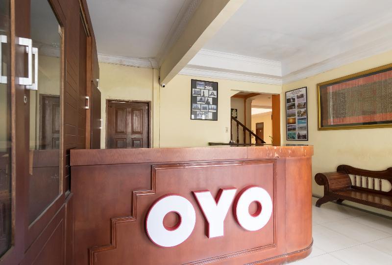 Oyo 1030 Hotel Bumi Asih Medan Bagian luar foto